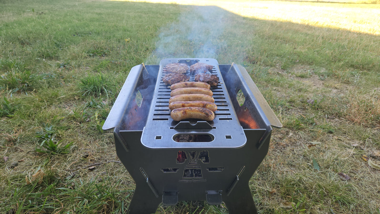 "American" Collapsible Fire Pit Grill