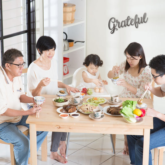 "Grateful" Metal Word Art Wall Decor