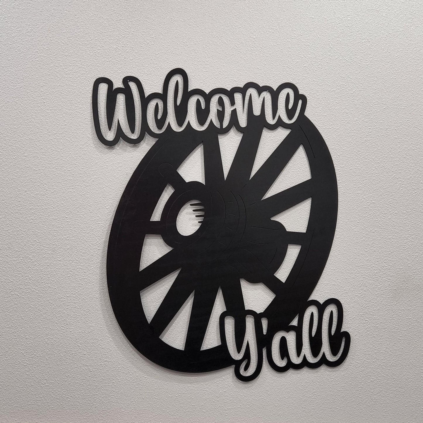 "Welcome Y'all" Metal Wagon Wheel Wall Decor