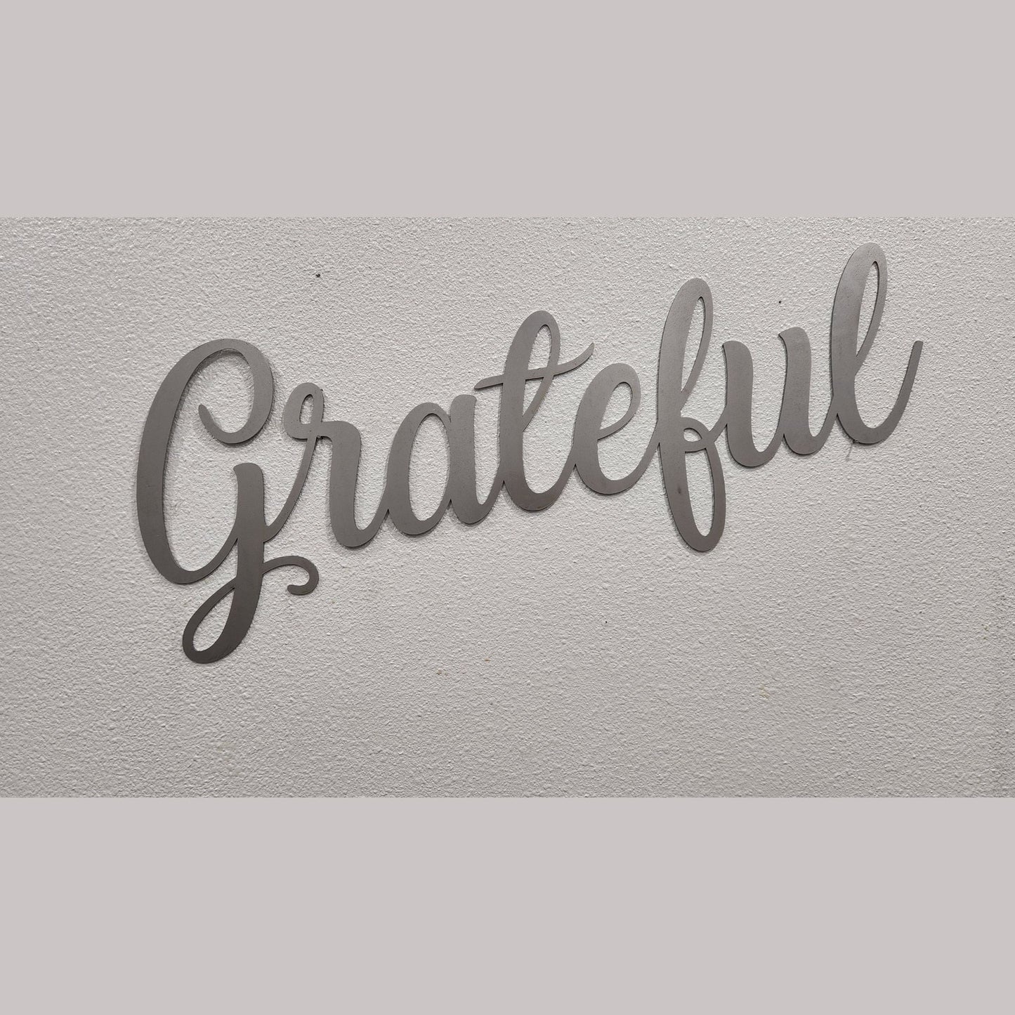 "Grateful" Metal Word Art Wall Decor